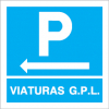 Sinal para parques de estacionamento, informação, Parque de viaturas de G.P.L. à esquerda